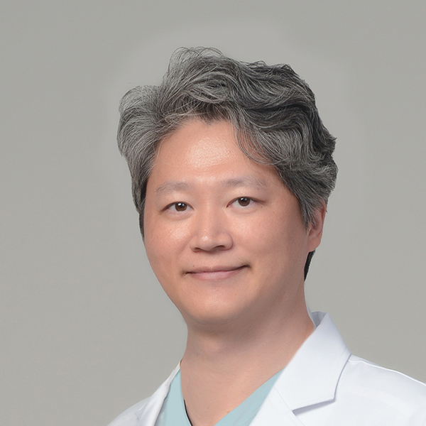 박진섭 내과부장 의료진